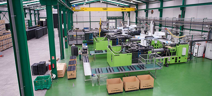 Fabricación de plásticos - Vexgen AI